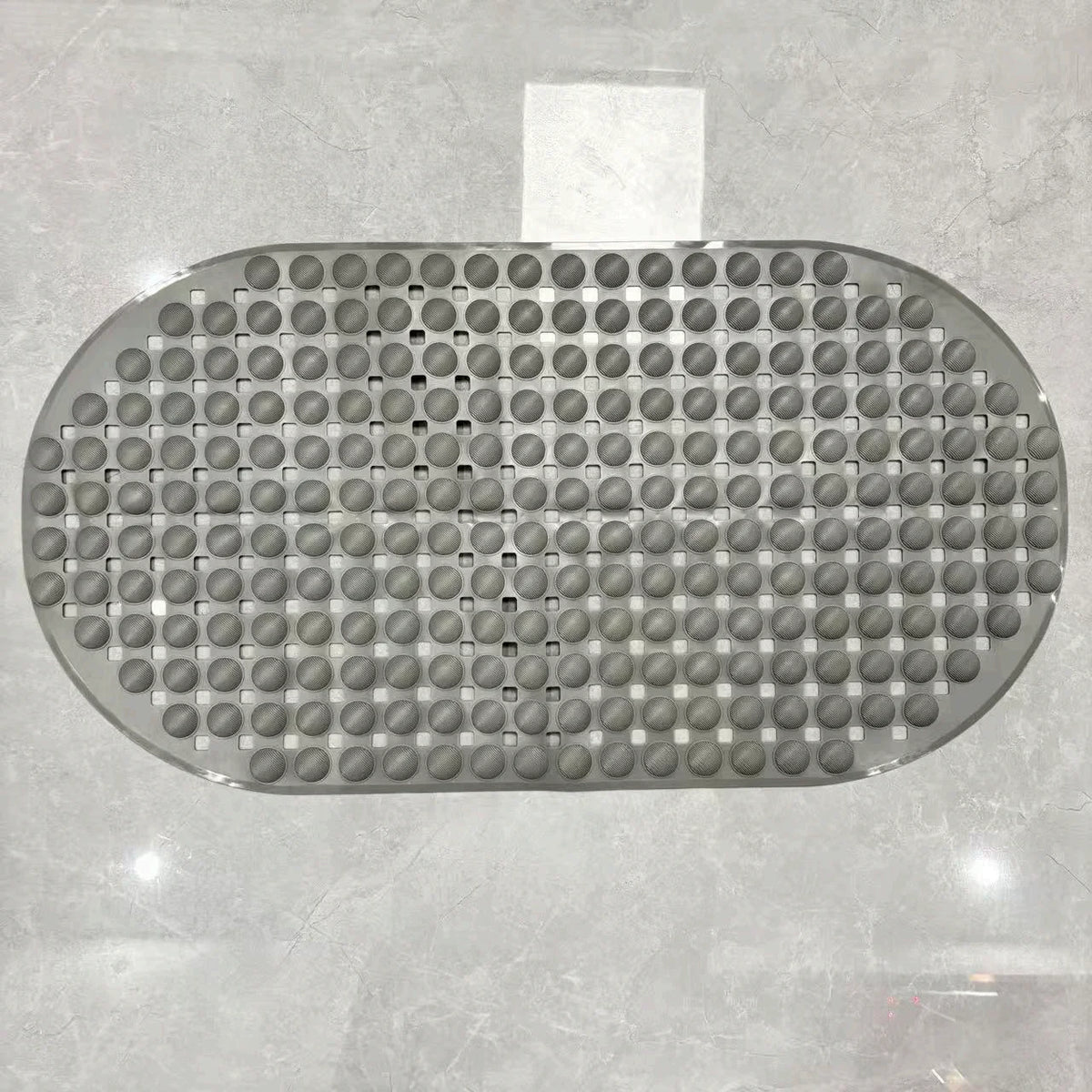 35x66cm Oval Bath Mat Non-Slip Diagonal Texture Shower Rug with Suction Cups Water Resistant Easy Clean Anti-Slip Bathroom Mat