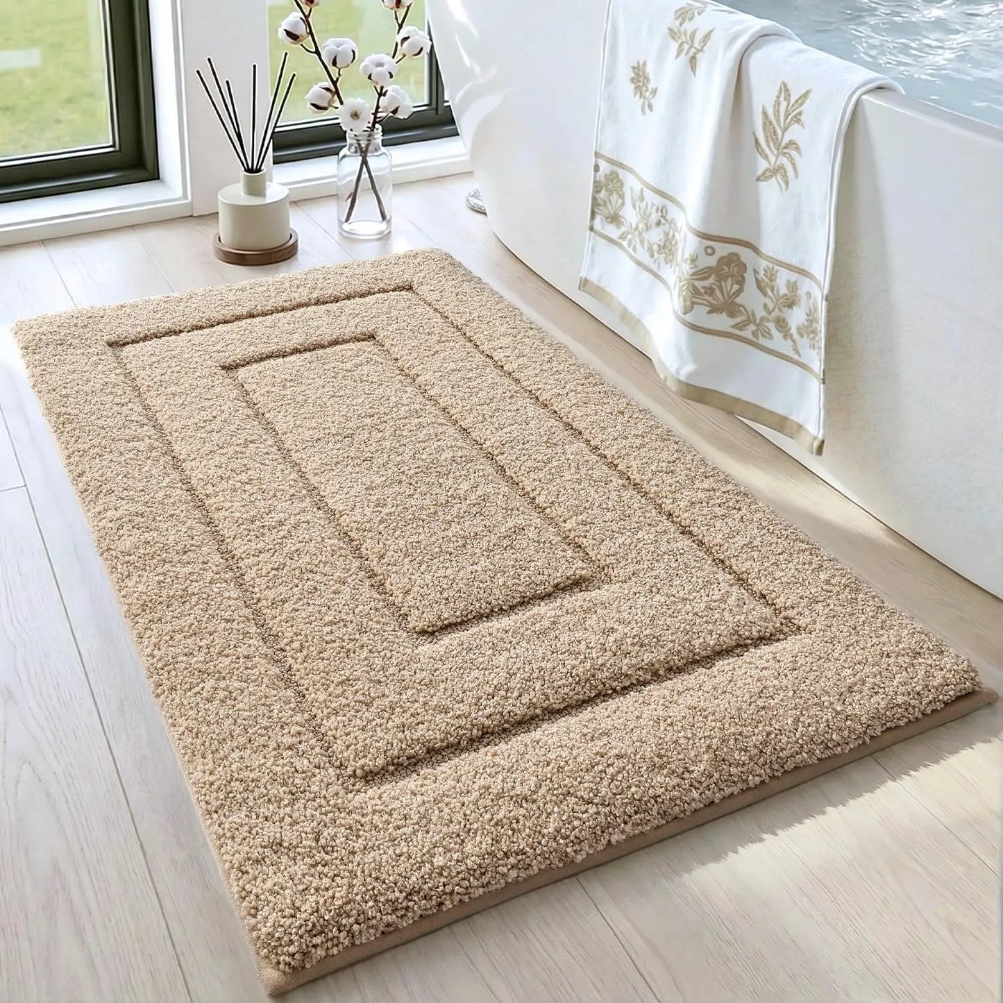 Bathroom Rug, Non Slip Washable Bath Mat for Shower Floor, Absorbent Soft Bathmat with TPR Backing, Quick Dry Microfiber Carpet