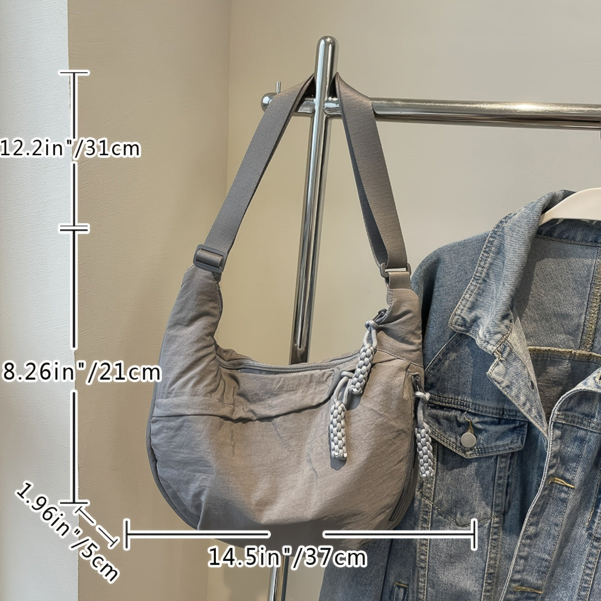 [Large Capacity Crossbody Dumpling Bag] 1pc Elegant Women's Crossbody Dumpling Bag - Versatile Casual Shoulder Backpack, Large Capacity, Lightweight, Solid Color (Army Green/Ginger Yellow/Gray/), Nylon Material with Tassel De WardBoyzPROShop